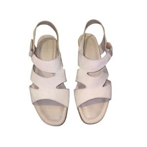 Sudini Light Pink Suede Sandal Size 7